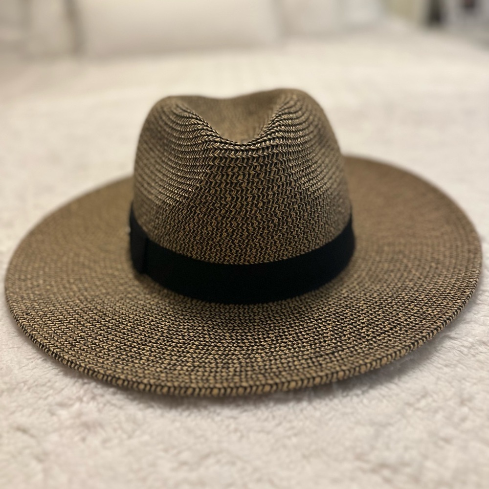 👒 Gorgeous Hat👒